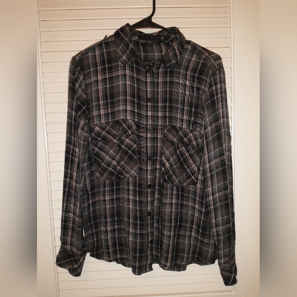 Sanctuary Plain Button up shirt - Picture 1 of 6